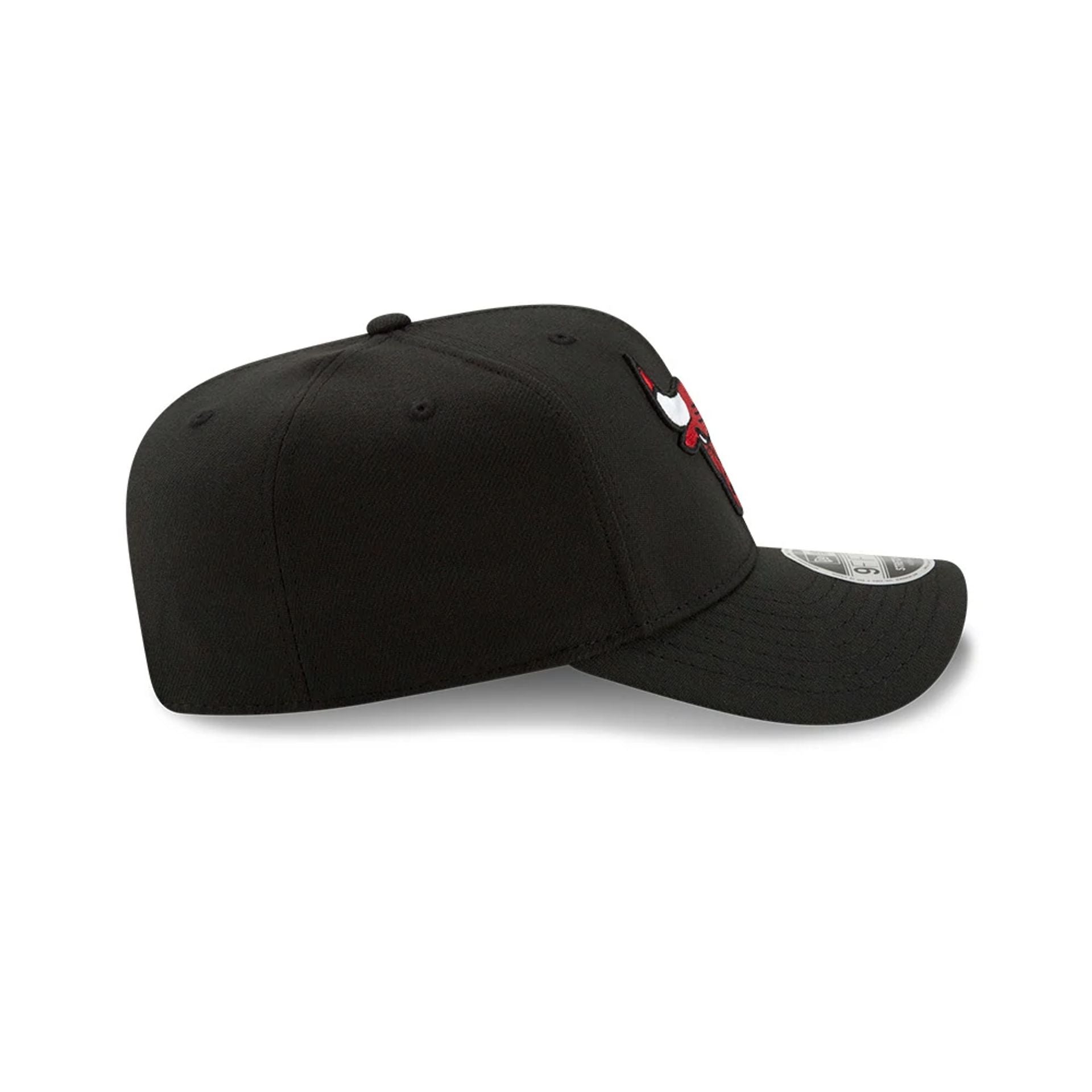 Chicago Bulls Black 9FIFTY Stretch Snap Cap