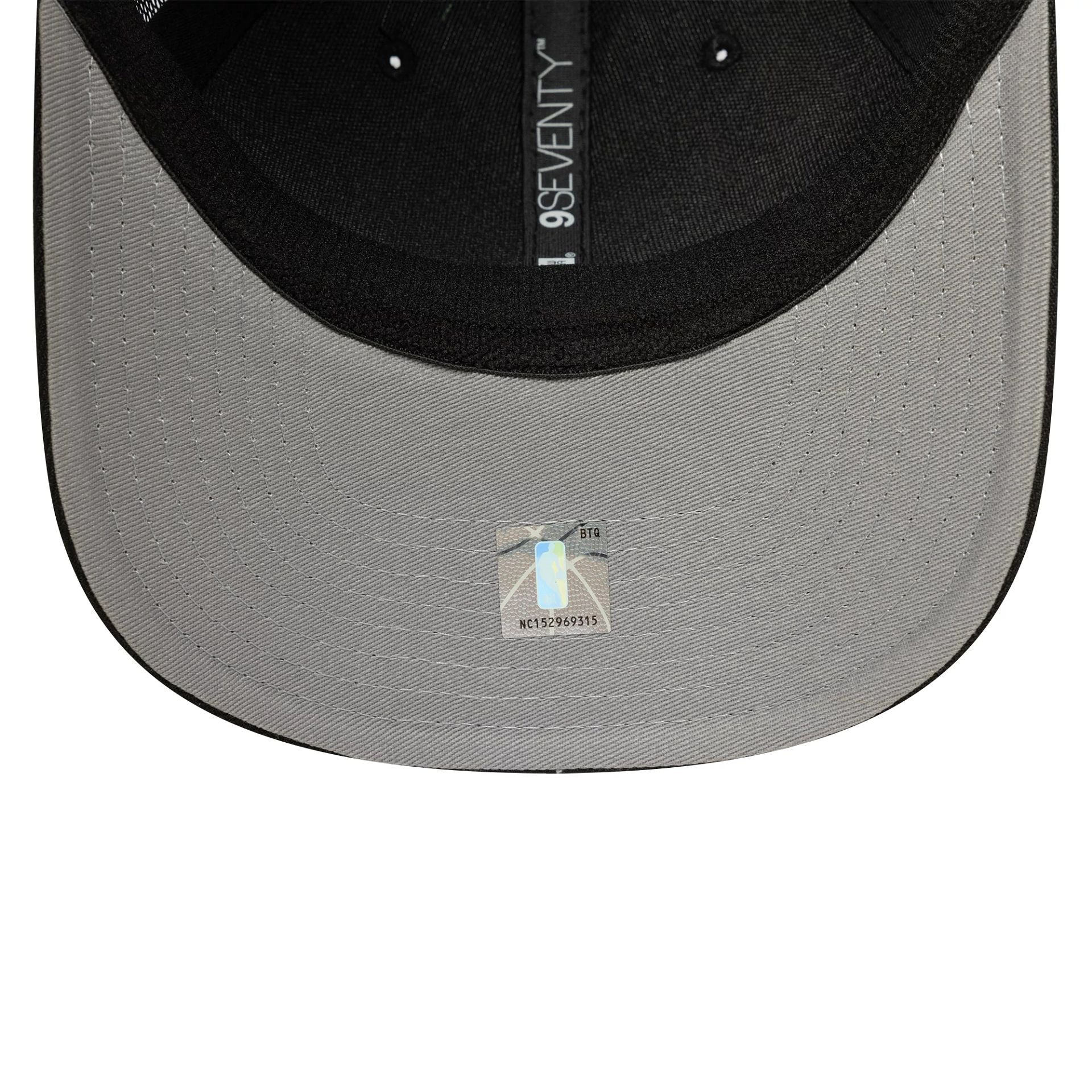 Chicago Bulls NBA Official Team Colour Black 9SEVENTY Stretch Snap Adjustable Cap