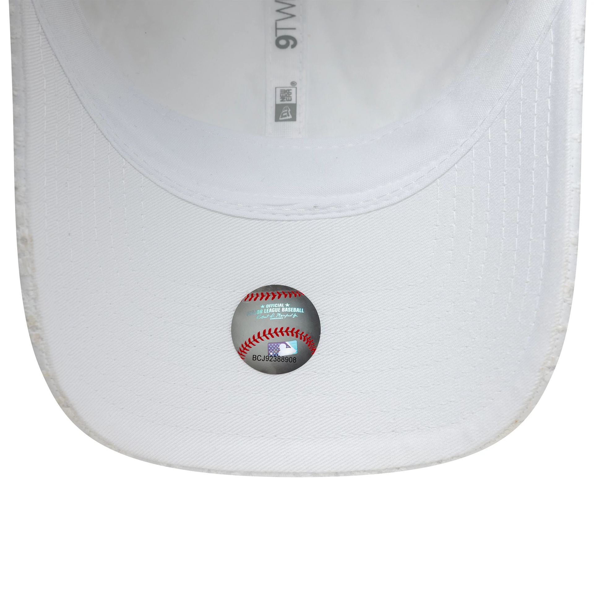 New York Yankees Womens MLB Broderie White 9TWENTY Adjustable Cap