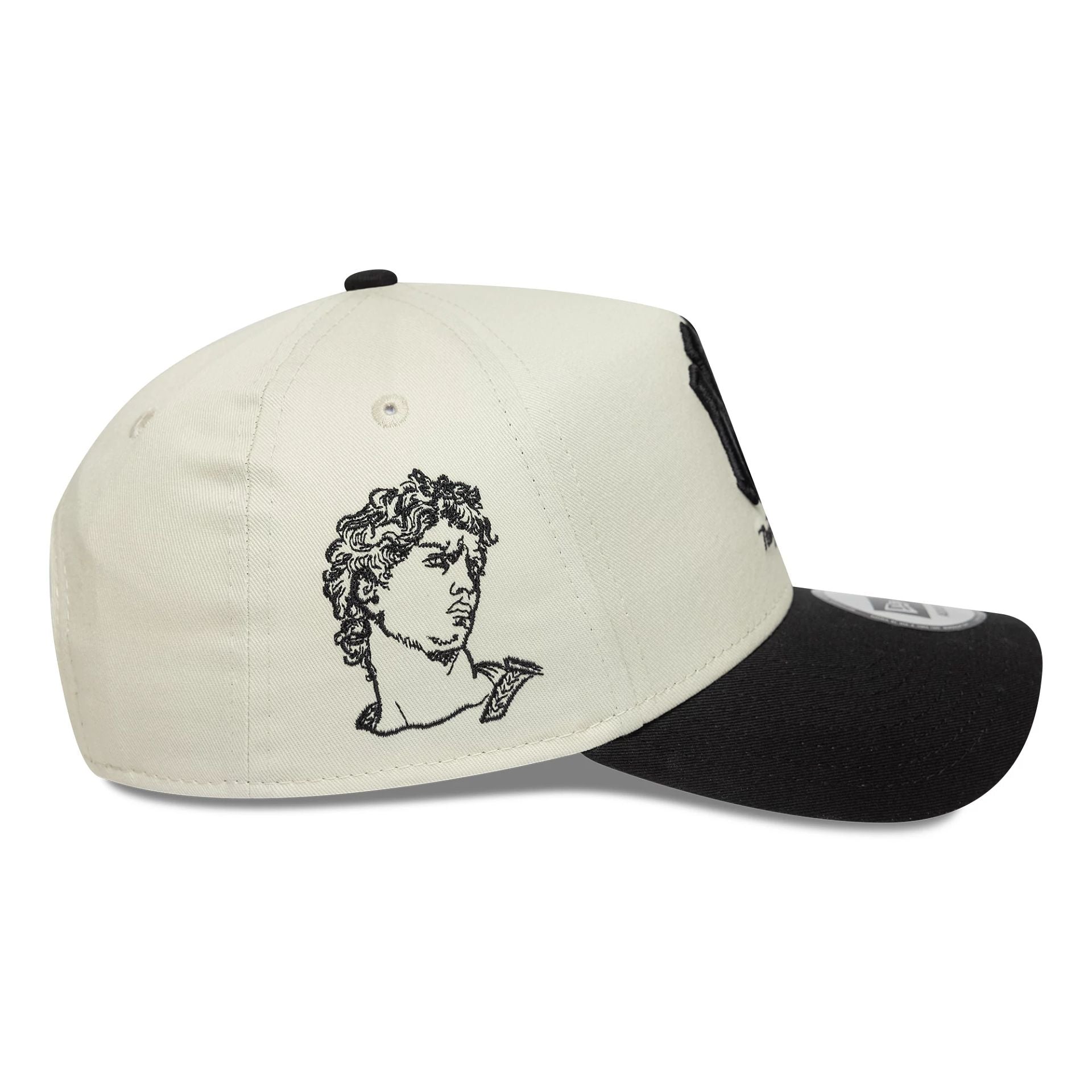New York Yankees MLB Mythical Cream 9FORTY E-Frame Adjustable Cap