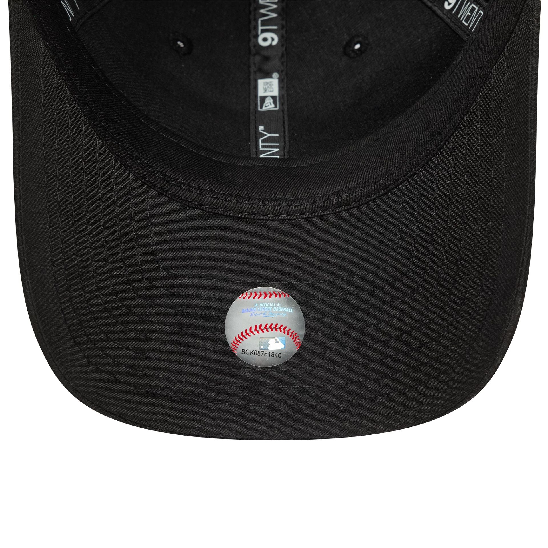 New York Yankees MLB Flawless Black 9TWENTY Adjustable Cap