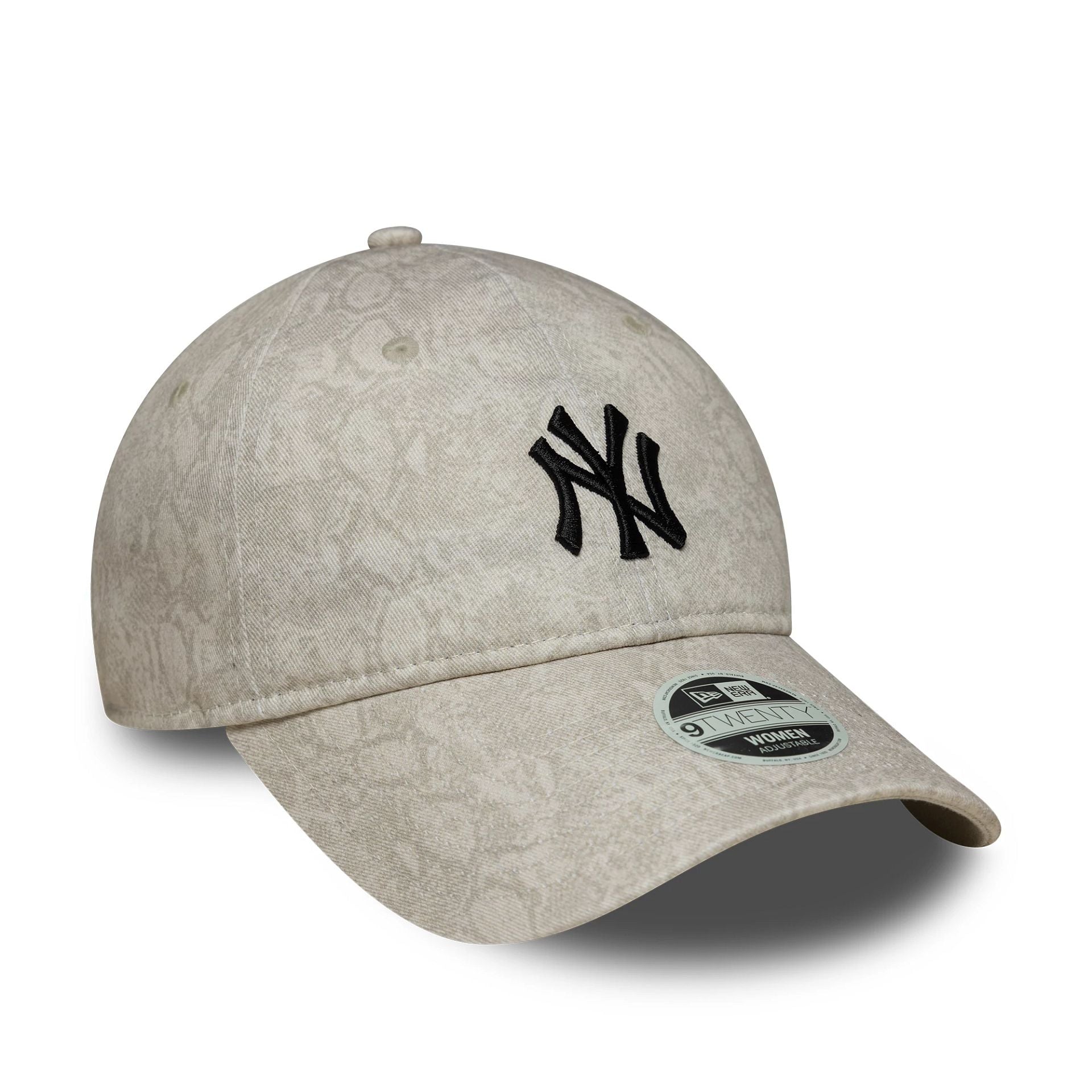 New York Yankees Womens MLB Animal Cream 9TWENTY Adjustable Cap