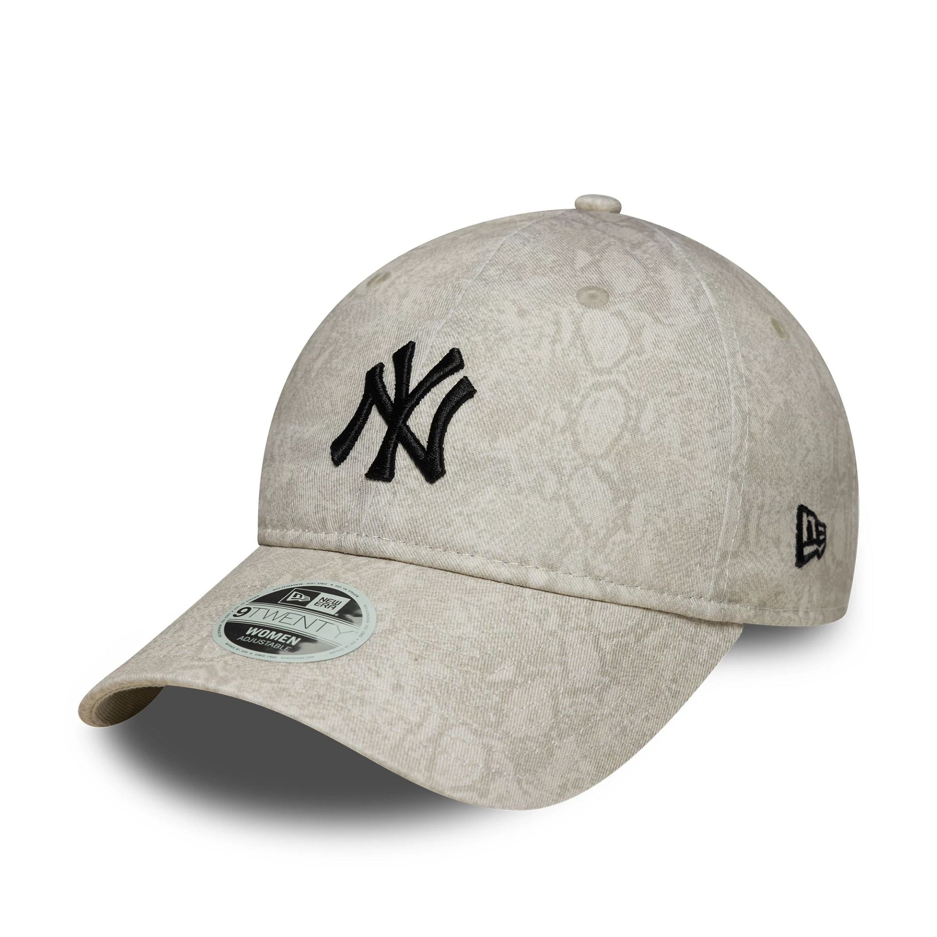 New York Yankees Womens MLB Animal Cream 9TWENTY Adjustable Cap