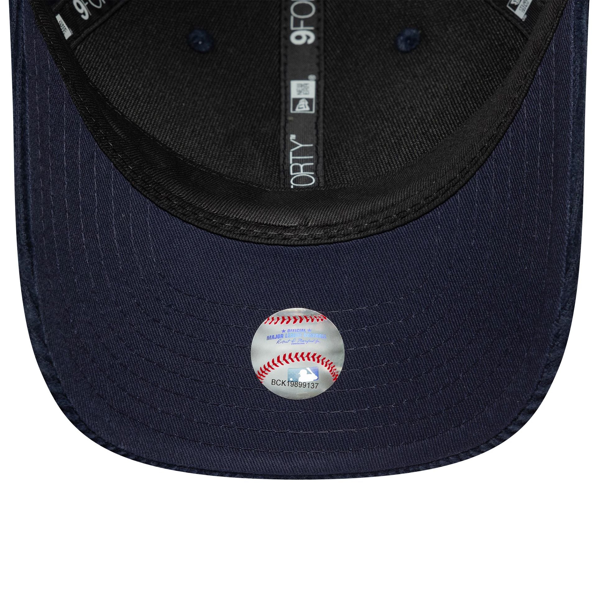 New York Yankees MLB Cord Navy 9FORTY M-Crown Adjustable Cap
