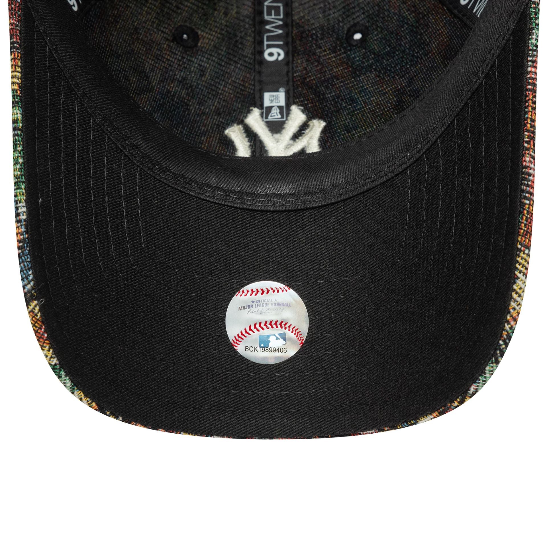 New York Yankees Womens MLB Floral Black 9TWENTY Adjustable Cap