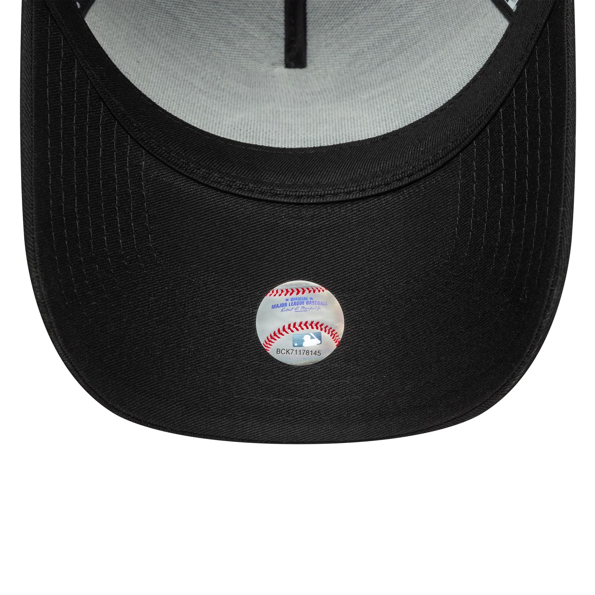 New York Yankees MLB Team Outline Black 9FORTY E-Frame Adjustable Cap