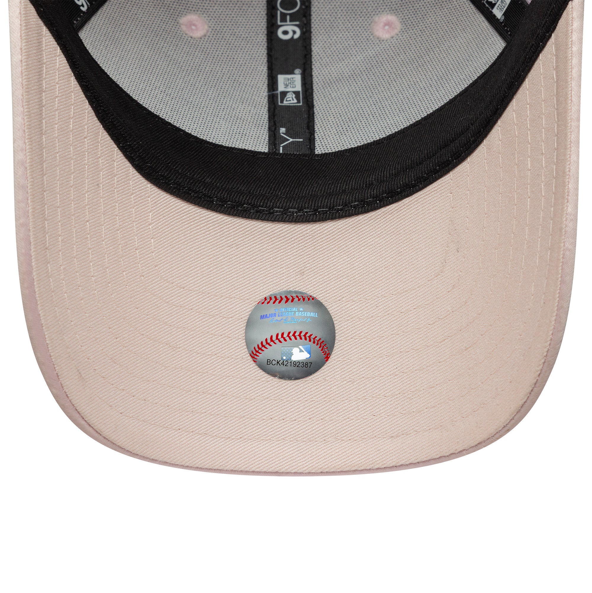 New York Yankees Womens MLB Satin Pastel Pink 9FORTY Cap