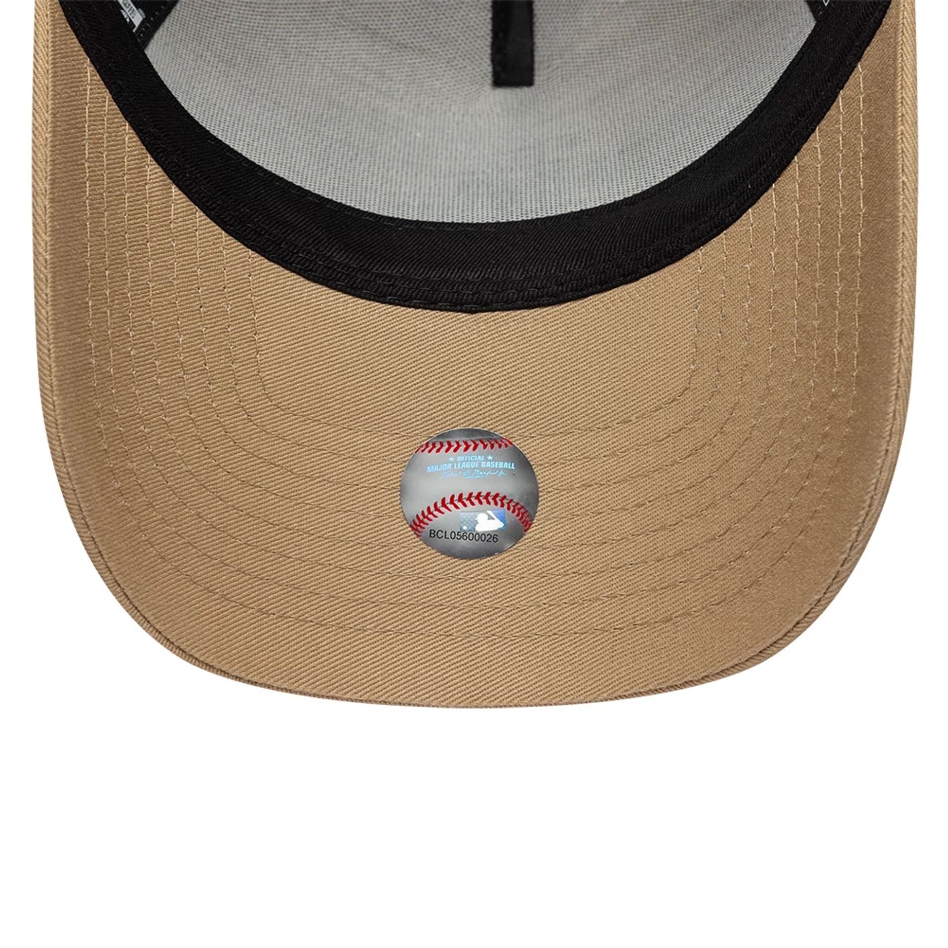 LA Dodgers MLB League Essential Light Beige 9FORTY E-Frame Adjustable Cap