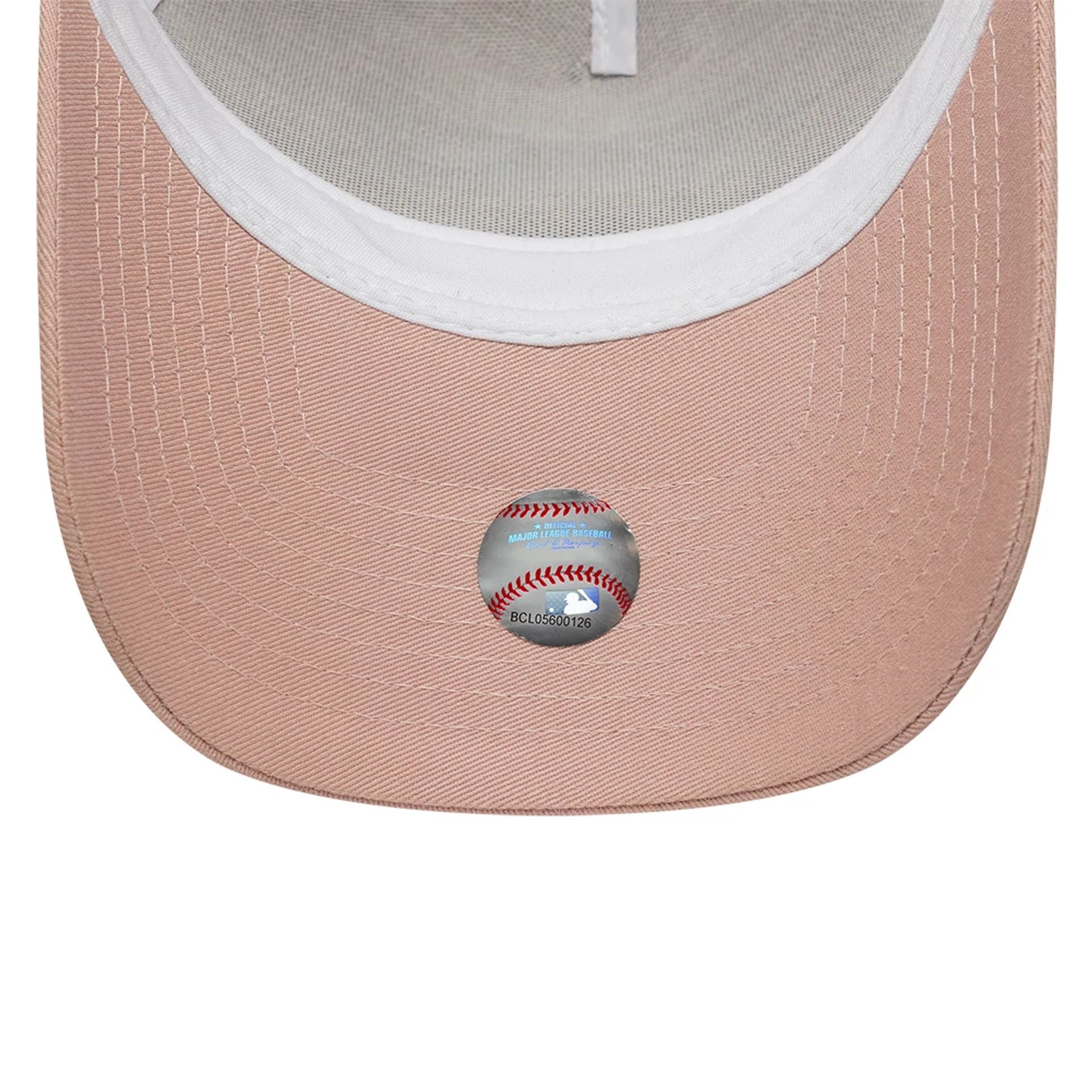 New York Yankees MLB Outline Pastel Pink 9FORTY E-Frame Trucker Adjustable Cap