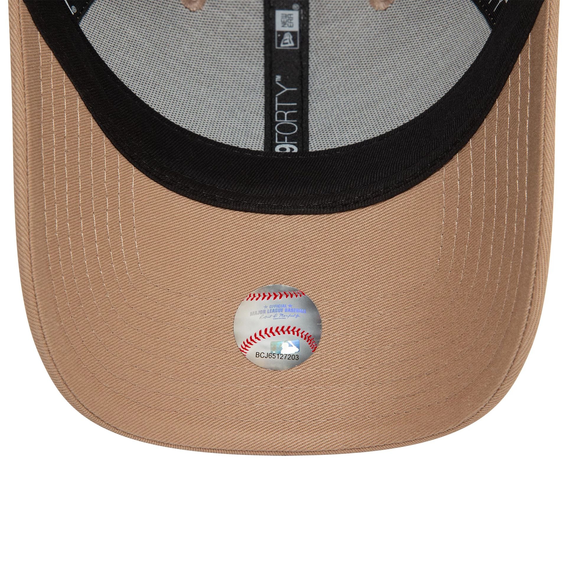 New York Yankees Womens Metallic Beige 9FORTY Cap