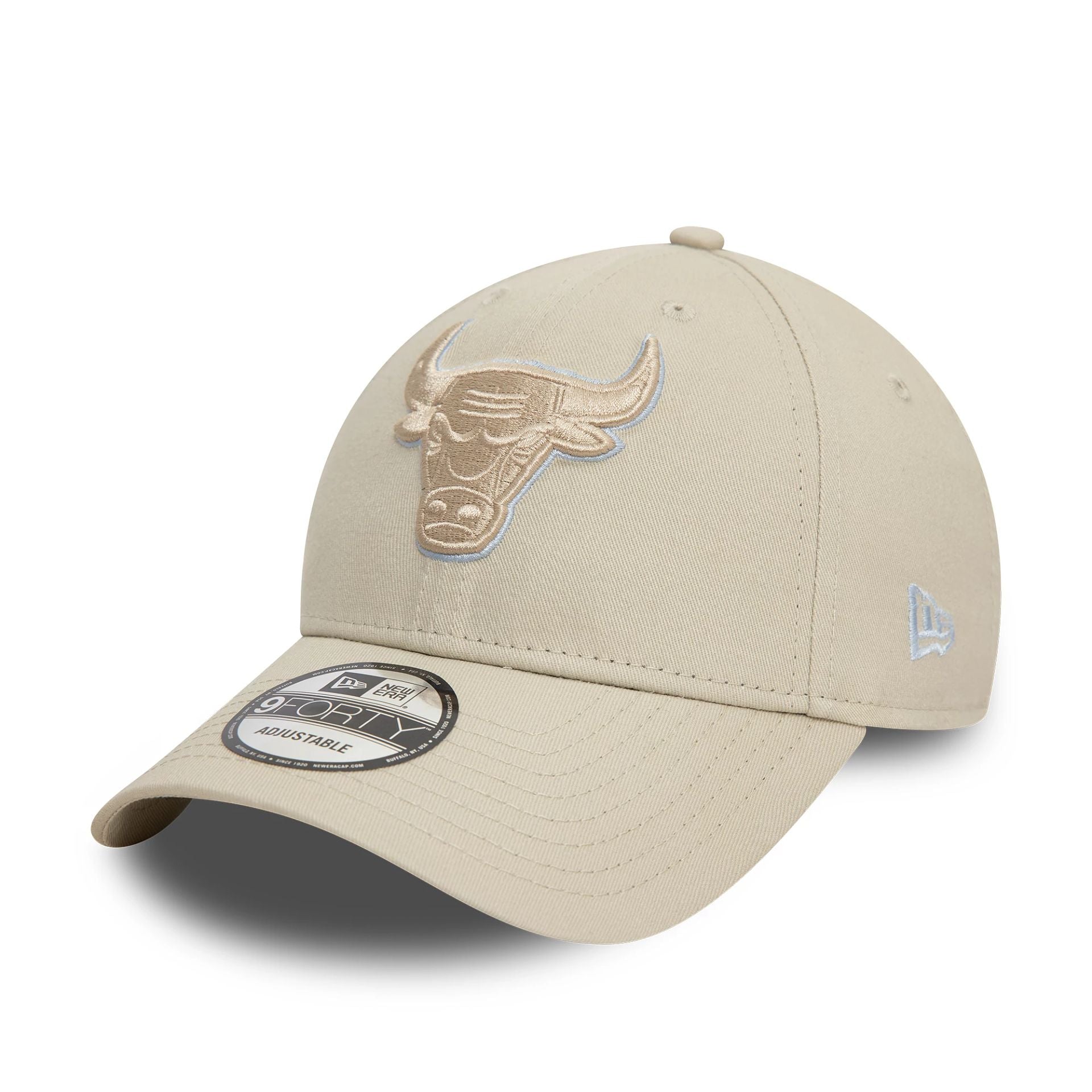 Chicago Bulls Team Outline Cream 9FORTY Adjustable Cap