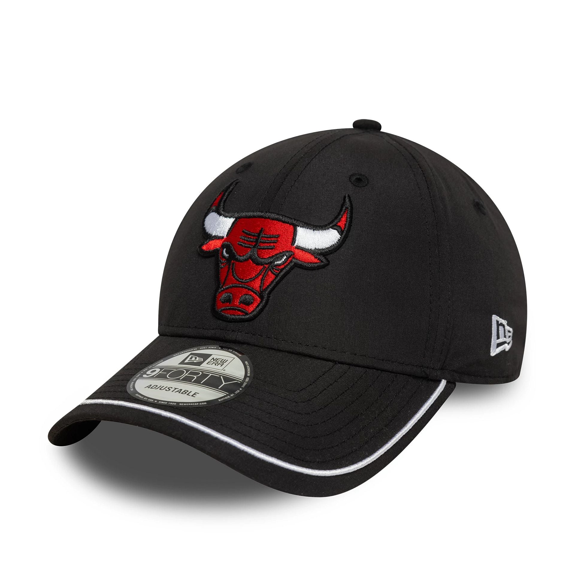 Chicago Bulls NBA Piping Black 9FORTY Adjustable Cap