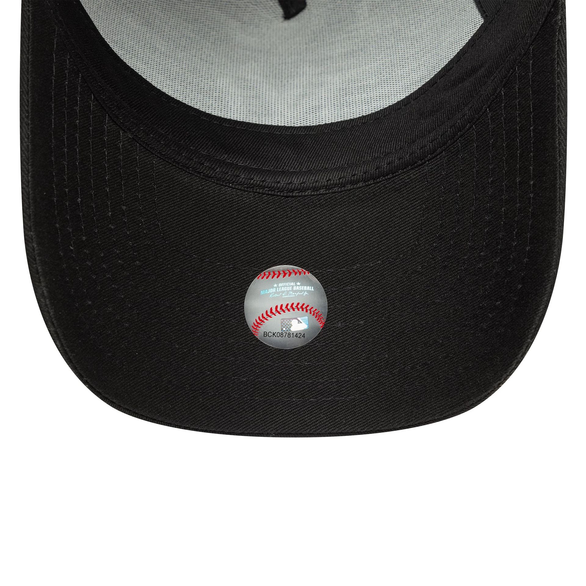 New York Yankees MLB Icon Black 9FORTY E-Frame Adjustable Cap