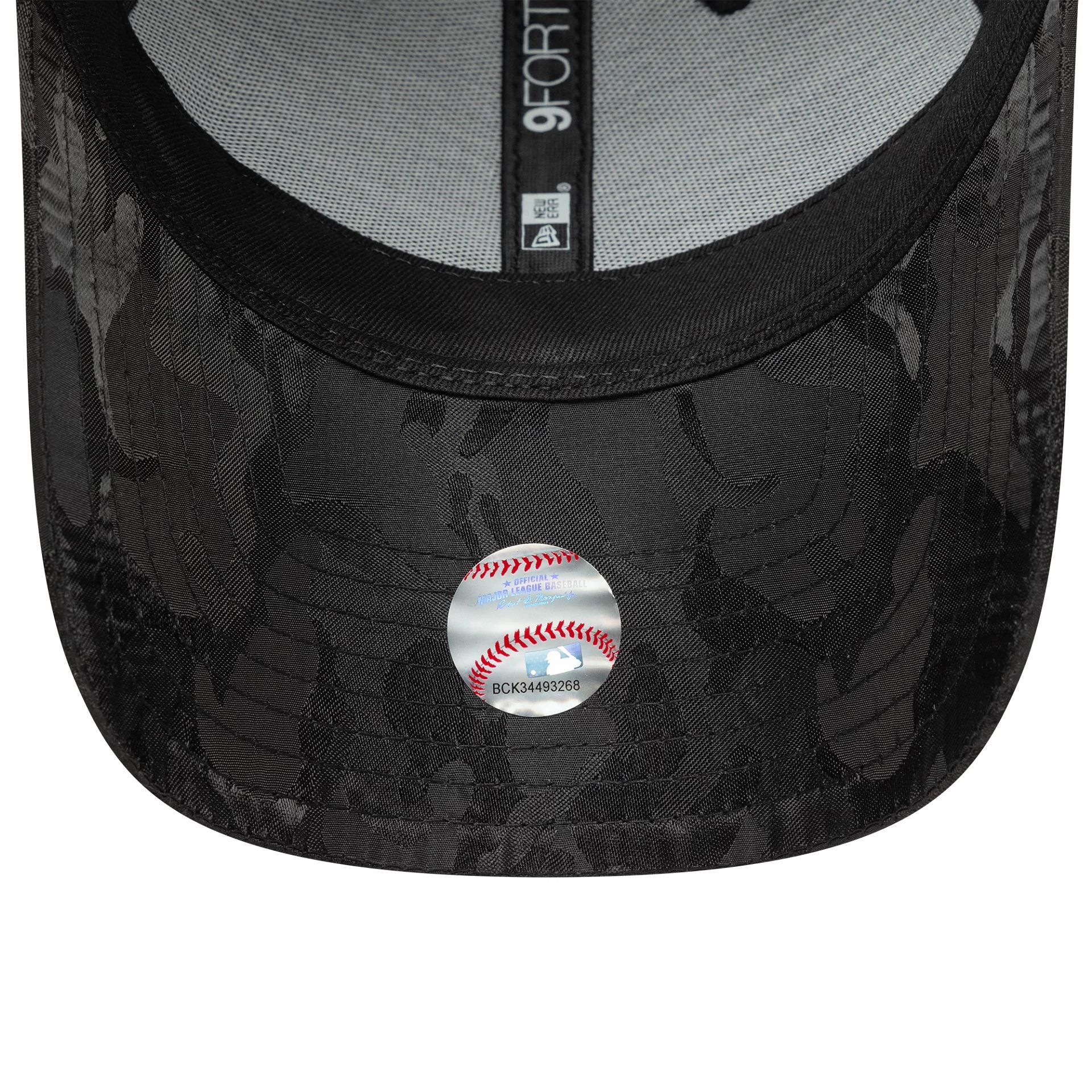 New York Yankees MLB Flawless Camo Black 9FORTY Adjustable Cap