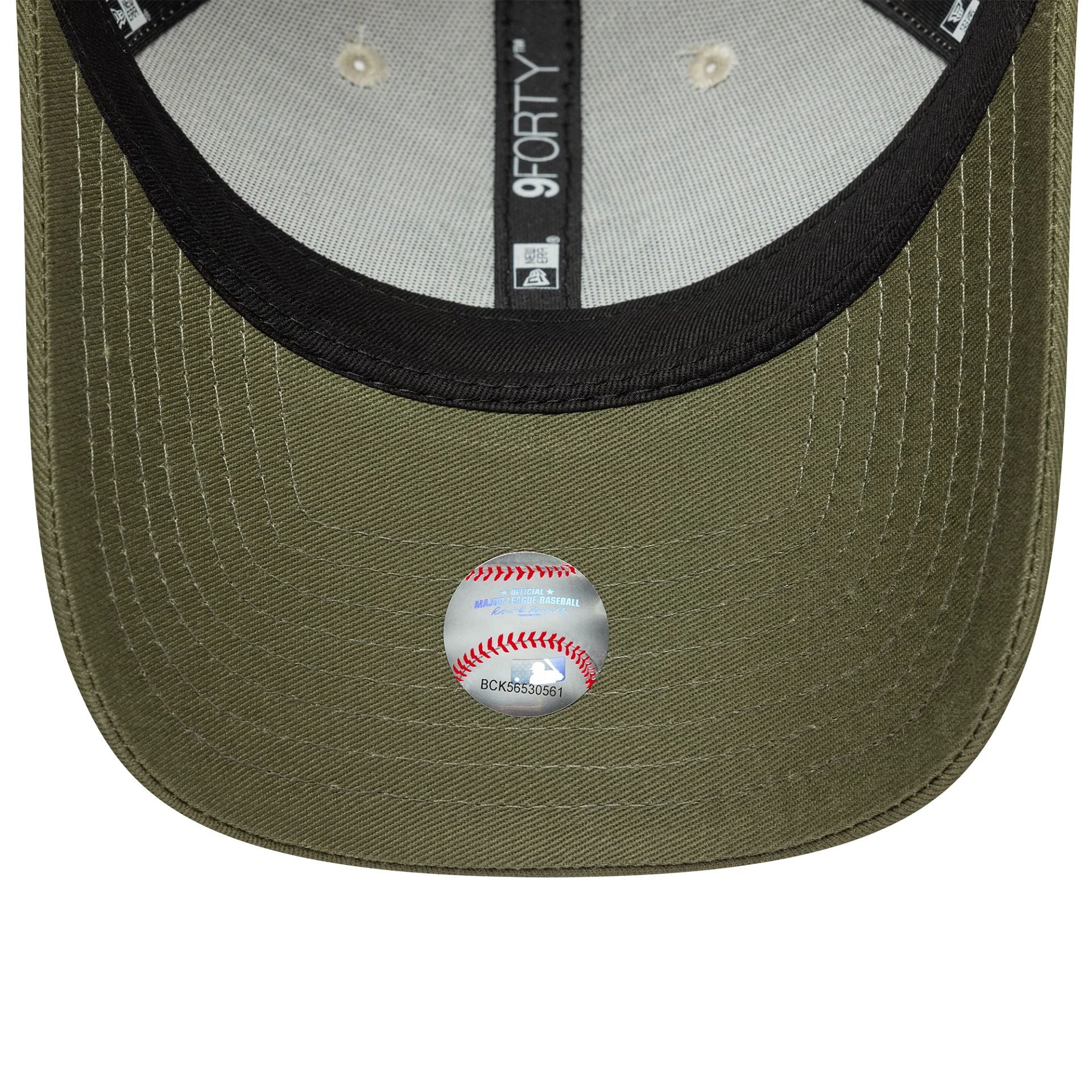 New York Yankees MLB Sidepatch Light Beige 9FORTY Adjustable Cap