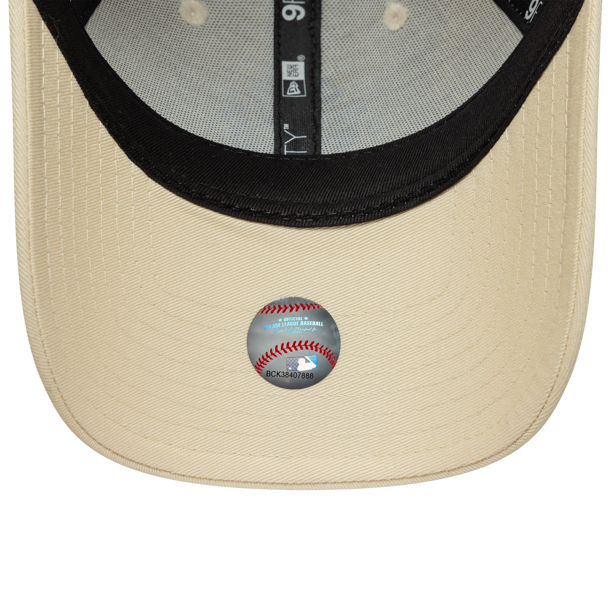 New York Yankees Womens MLB Metallic Logo Light Beige 9FORTY Cap