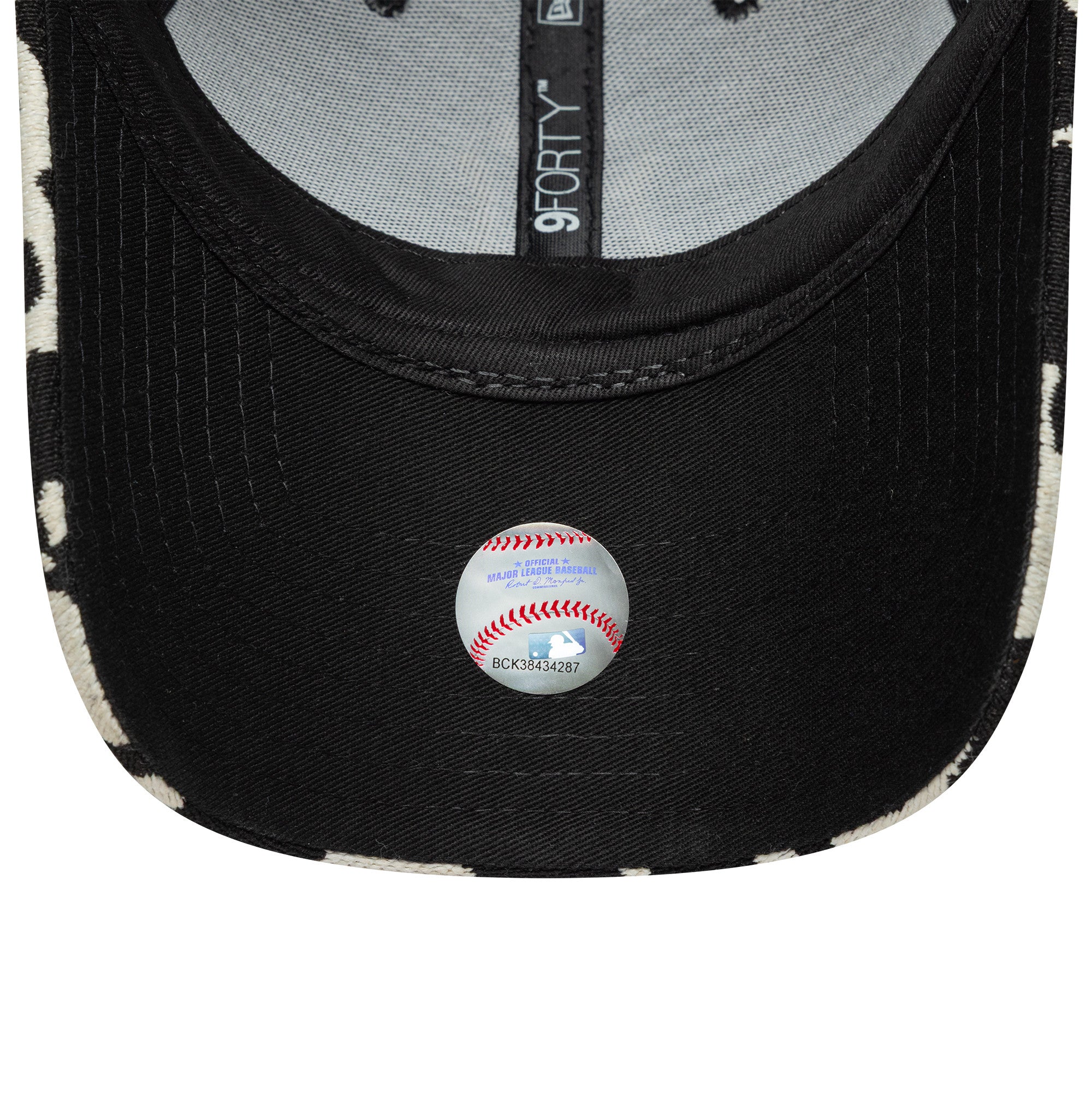 New York Yankees Womens MLB Cow Midi Black 9FORTY Cap