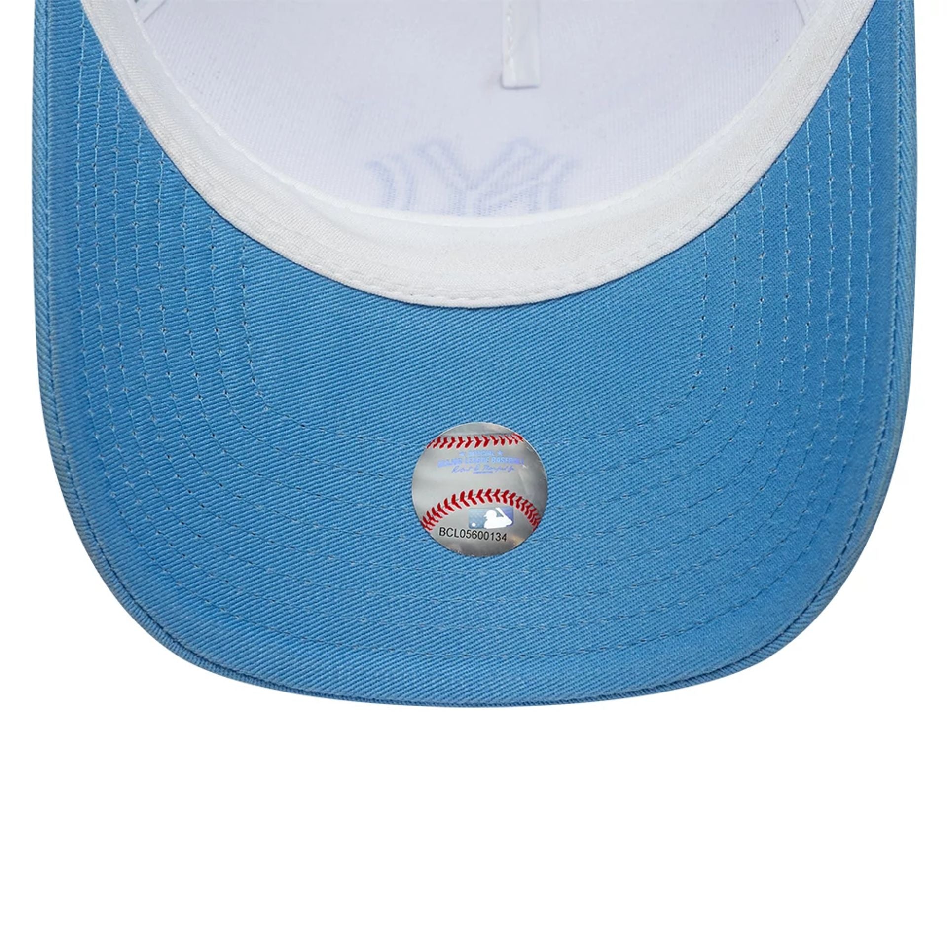 New York Yankees MLB League Essential Pastel Blue 9FORTY A-Frame Trucker Adjustable Cap