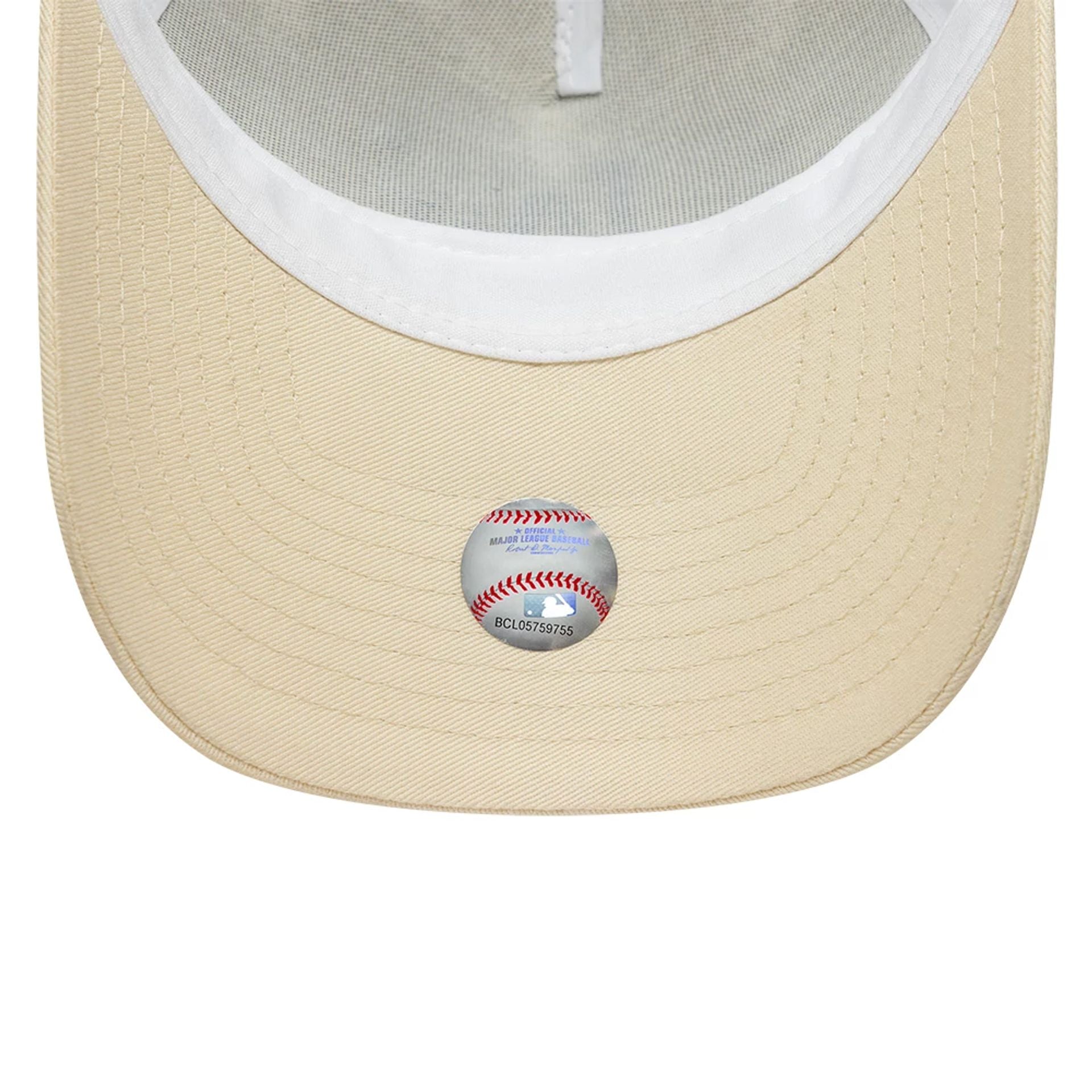 LA Dodgers Womens MLB Floral Light Beige 9FORTY A-Frame Trucker Adjustable Cap