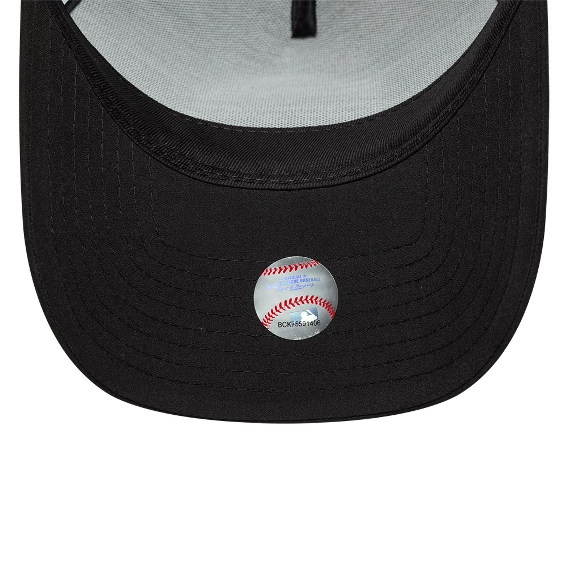Seattle Mariners MLB Sport Black 9FORTY A-Frame Trucker Adjustable Cap