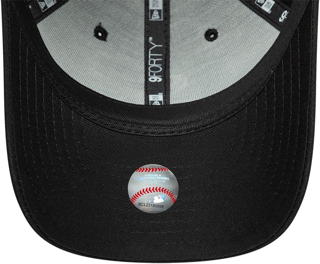 Chicago White Sox 9Forty Black Men Cap